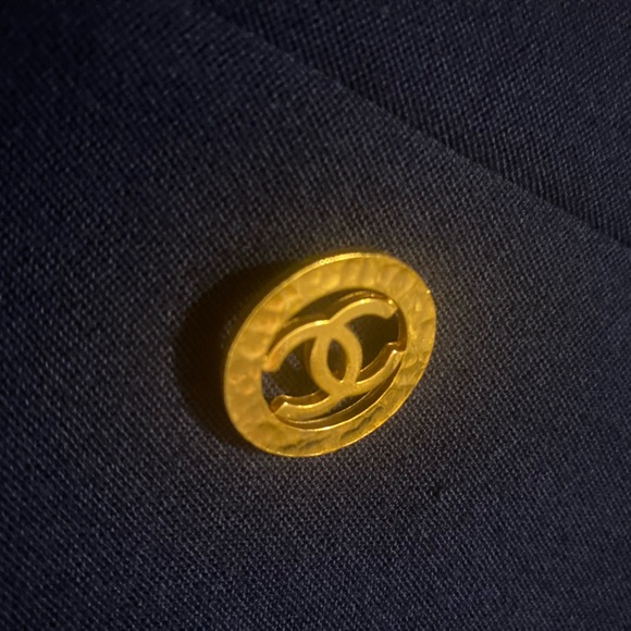 Vintage Chanel navy wool blazer - Picture 10 of 16